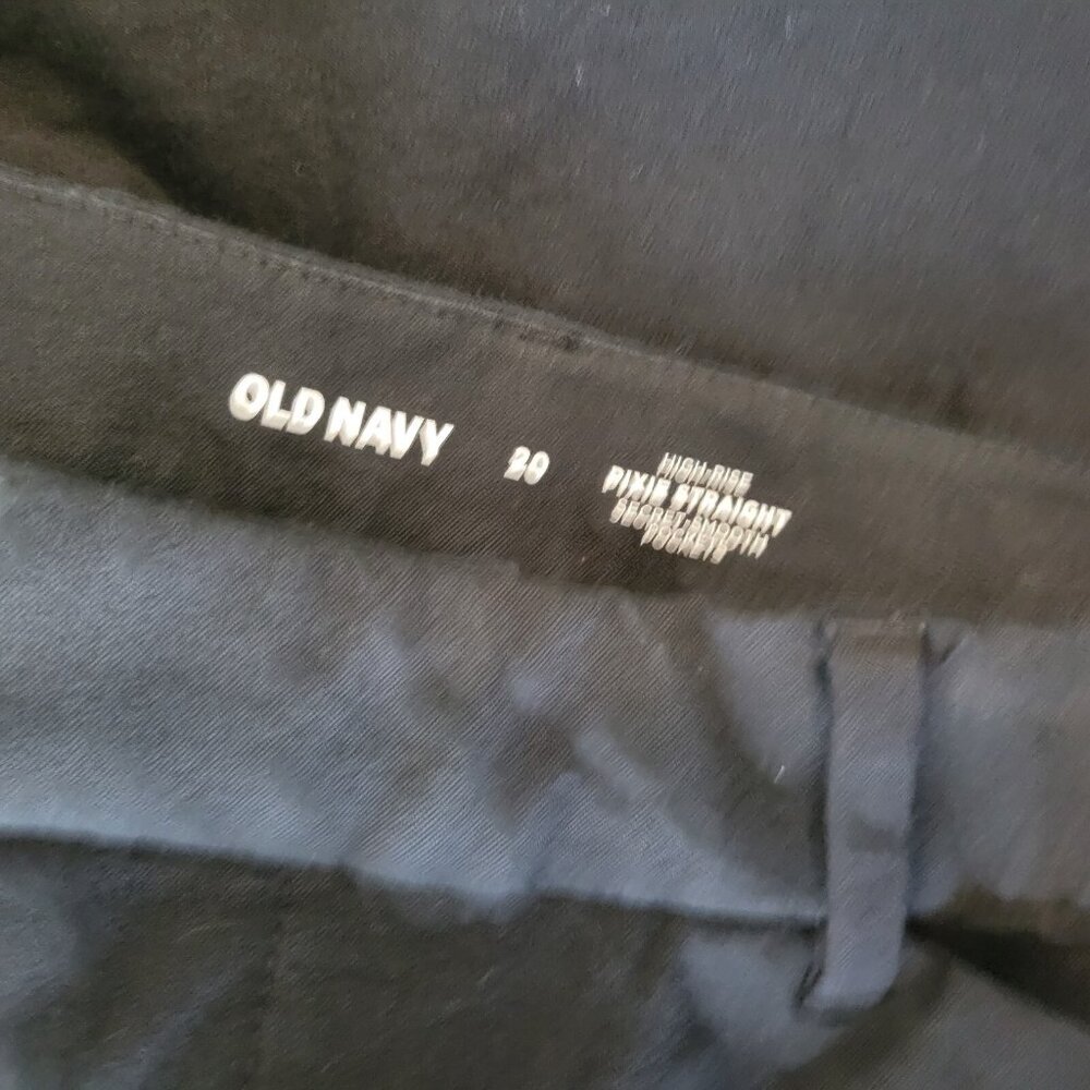 Old Navy Women's Plus 20 Pixie High Rise Capri Pants Black Cotton Elastic CAP41E - Picture 8 of 9